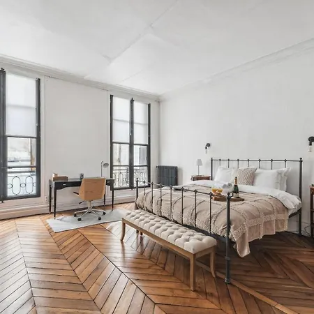 Appartamento Bnbnook - Luxury 4br 2ba - De & Louvre