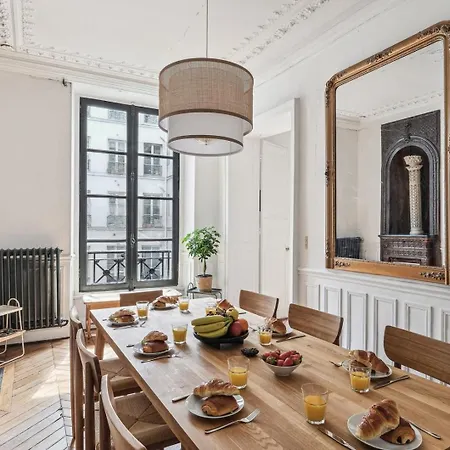 Bnbnook - Luxury 4br 2ba - De & Louvre *