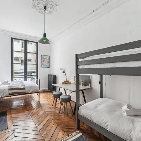 Bnbnook - Luxury 4br 2ba - De & Louvre Appartamento
